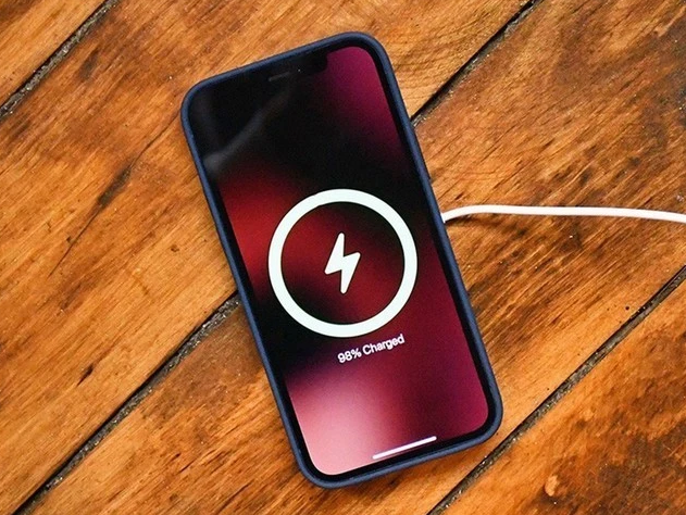 平度苹果手机维修分享iPhone 12可以随便充电吗 